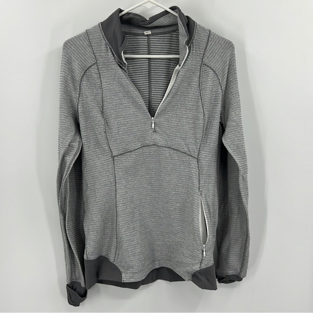 Lululemon Long Sleeve Runsie half zip pullover
